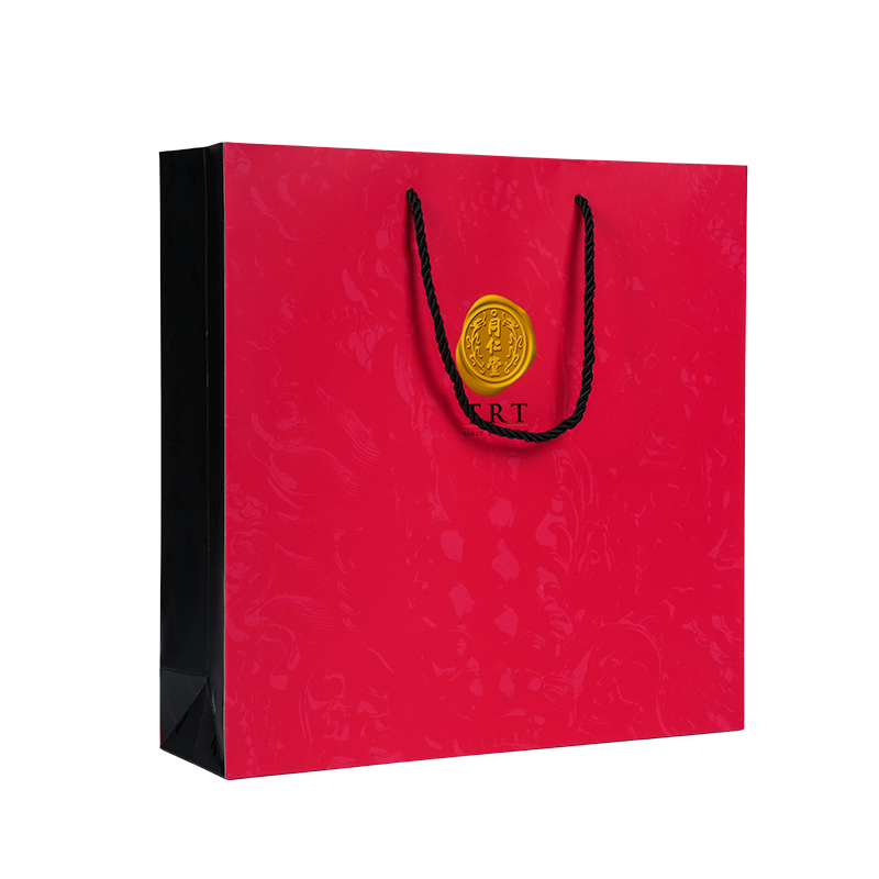 Vertikální bílá kartonová taška na zdravotní doplňky