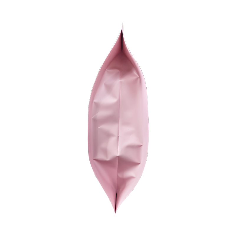 Čerstvě uvařená hořká čokoláda nepravidelného tvaru měkký balicí sáček